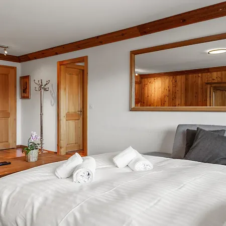 Superbe Avec Parking Privé Et Balcon Appartamento